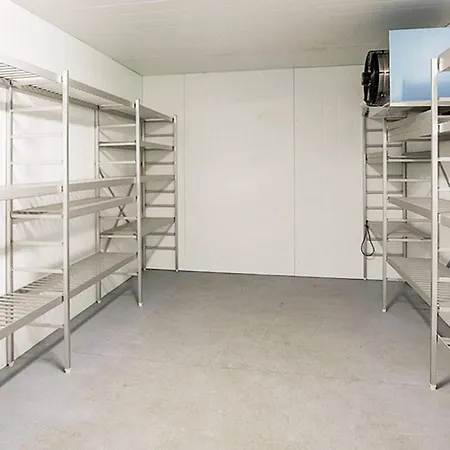 Flatraket Apartment *