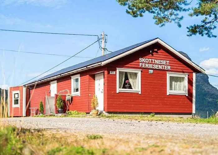 3 Person In Flatraket-by Traum