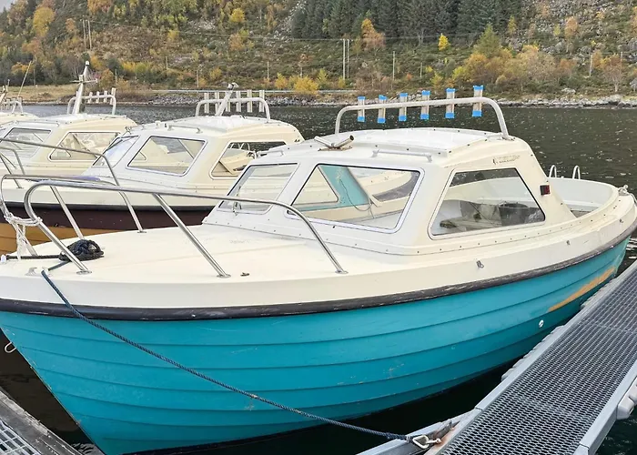 3 Person In Flatraket-by Traum *